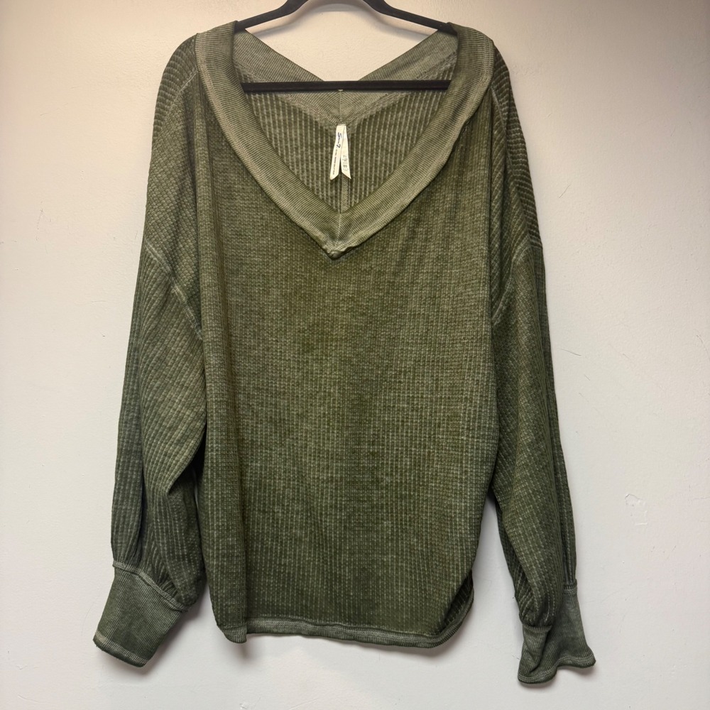 Seven7 Thermal Knit Top Womens‎ XL Olive Green Excellent Oversized V-Neck 12155